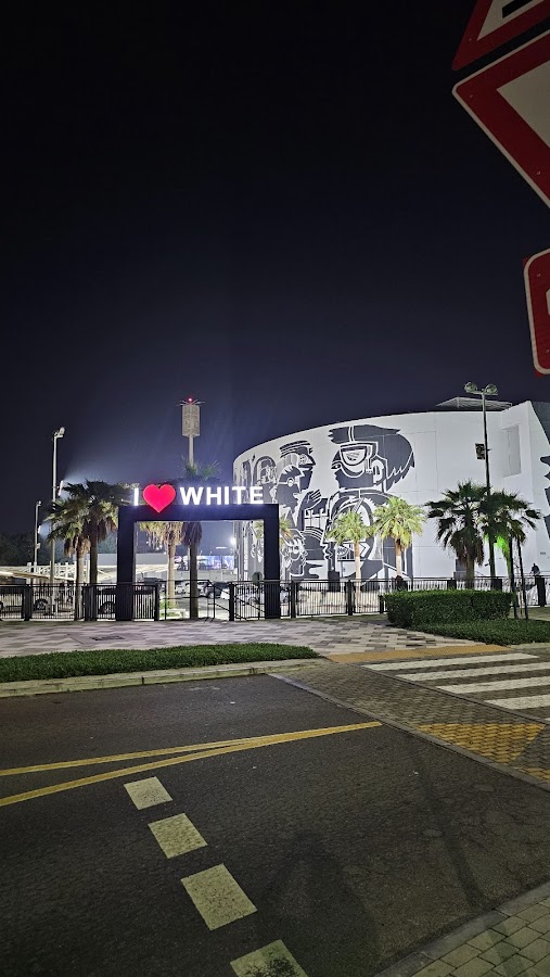 WHITE Abu Dhabi — photo 3