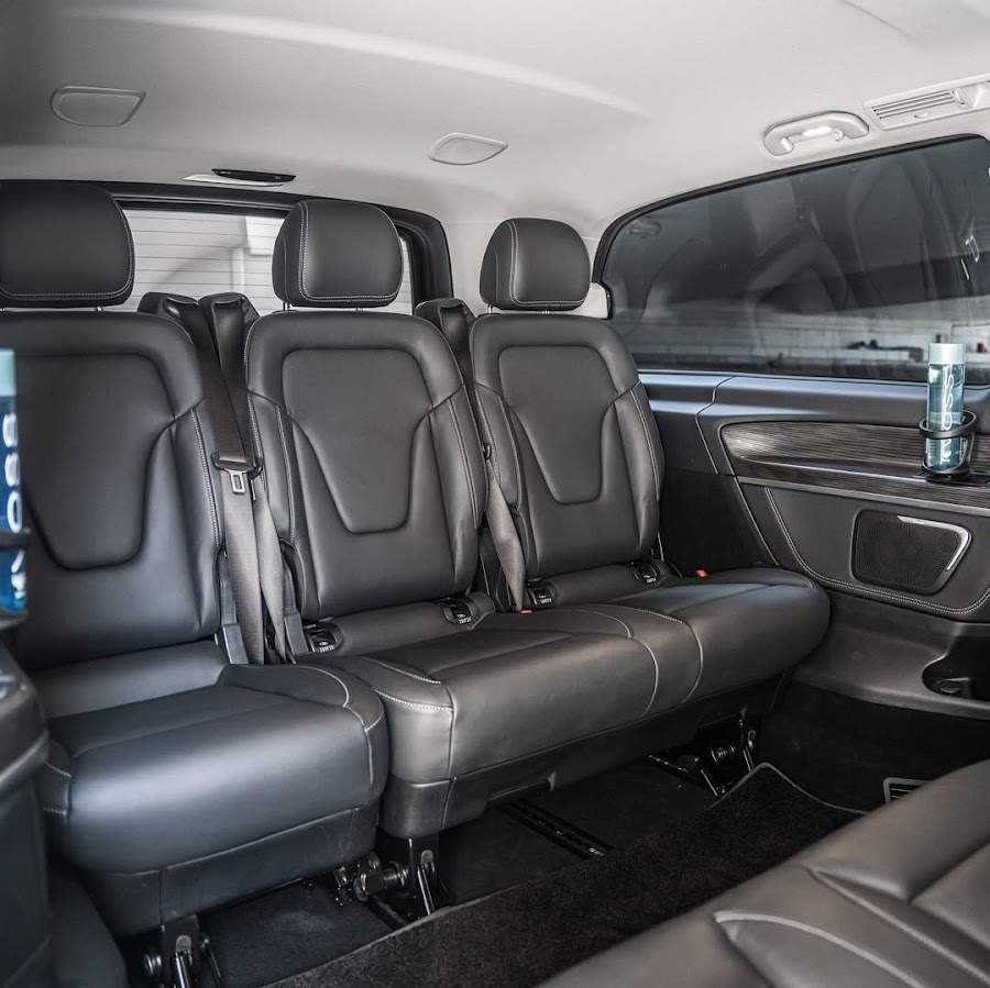 Fly on Wheels Luxury Limousine Abu Dhabi — photo 4