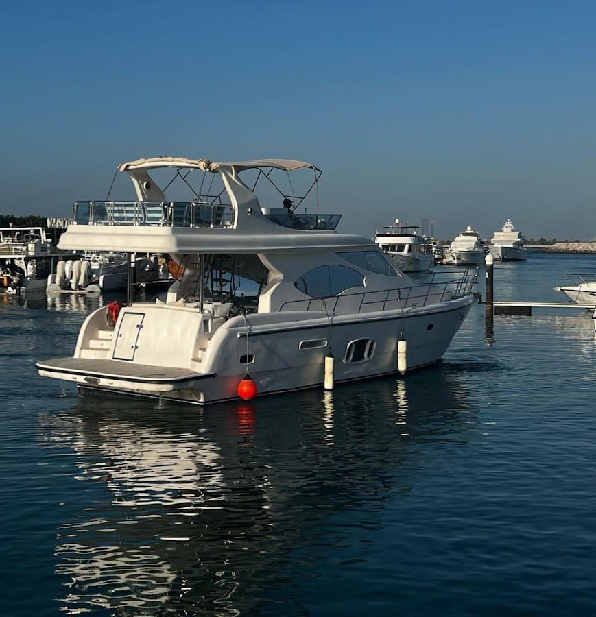 Yacht Rental Abu Dhabi Big — photo 3