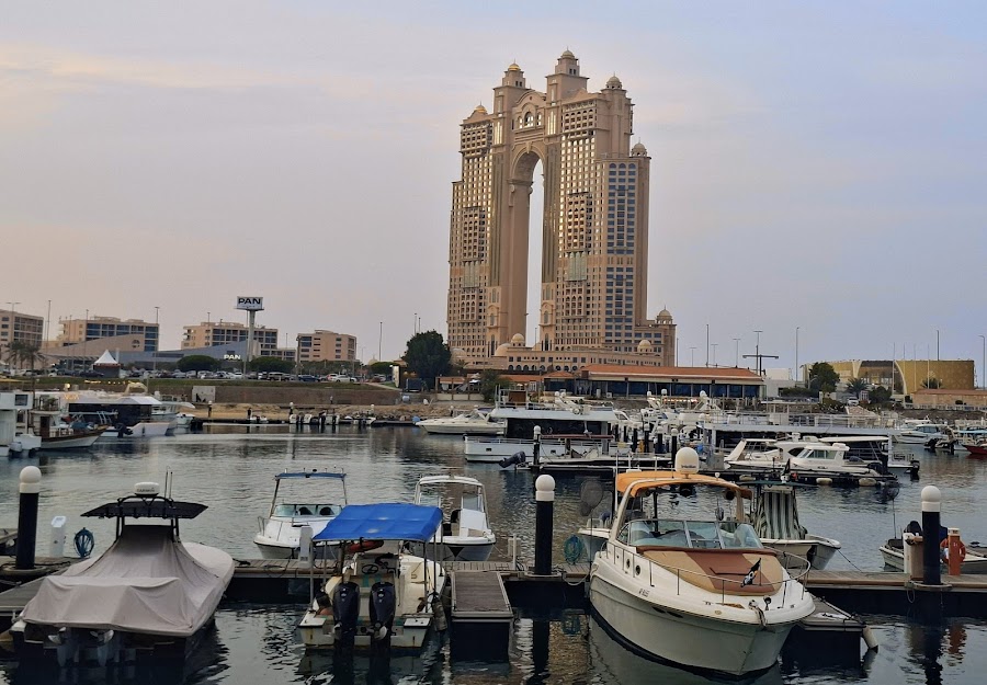 Yacht Rental Abu Dhabi Big — photo 4