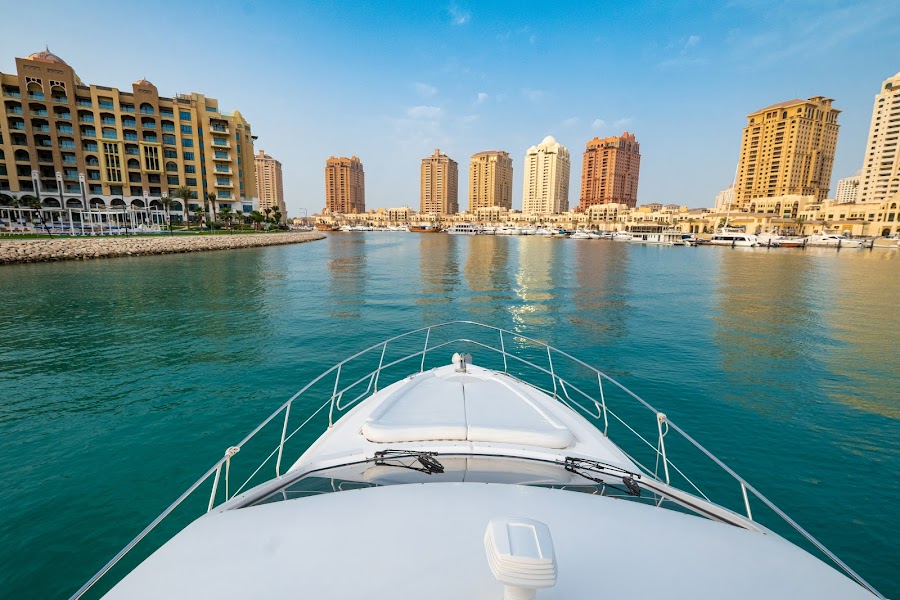 Gallivant Luxury Yacht Rental Qatar — photo 3