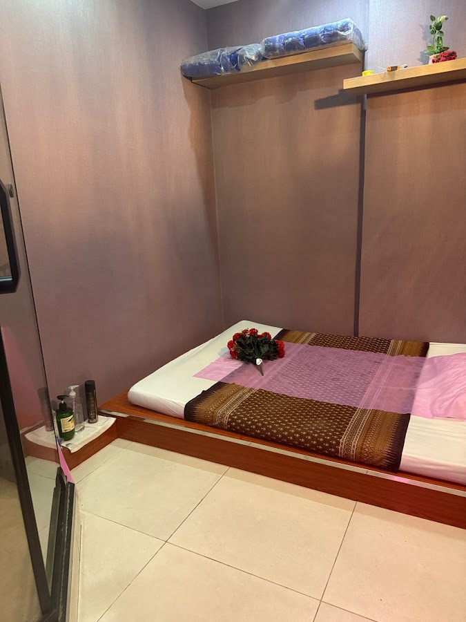 Sweet Bee Relaxation Spa Massage — photo 2