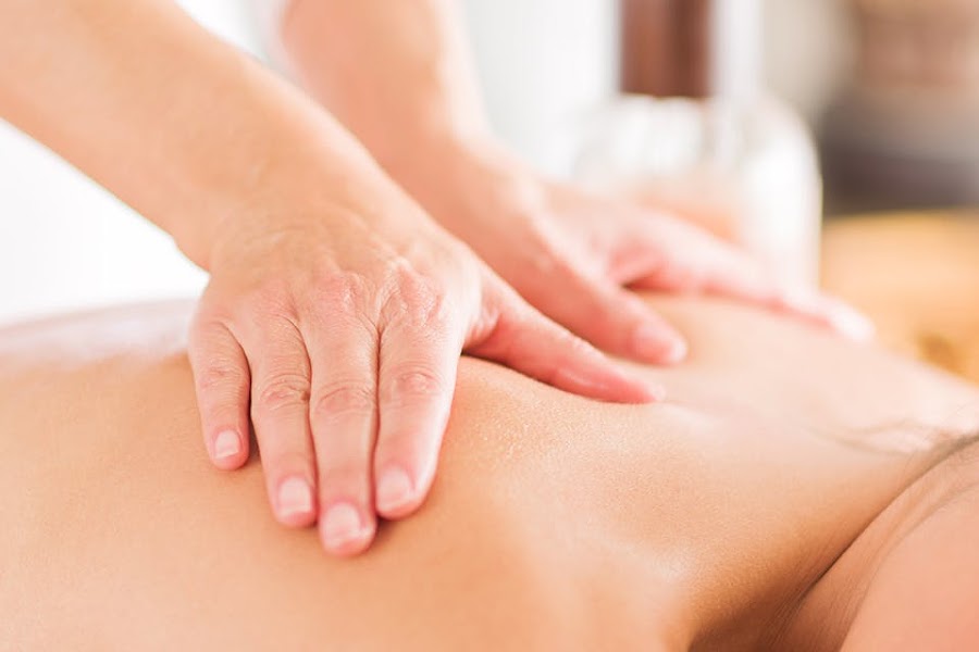 Peaceful Spa Massage — photo 2