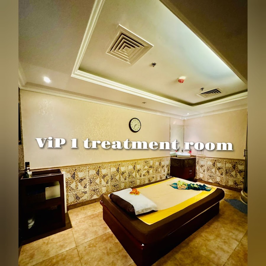 Quiet Room Spa Massage — photo 2