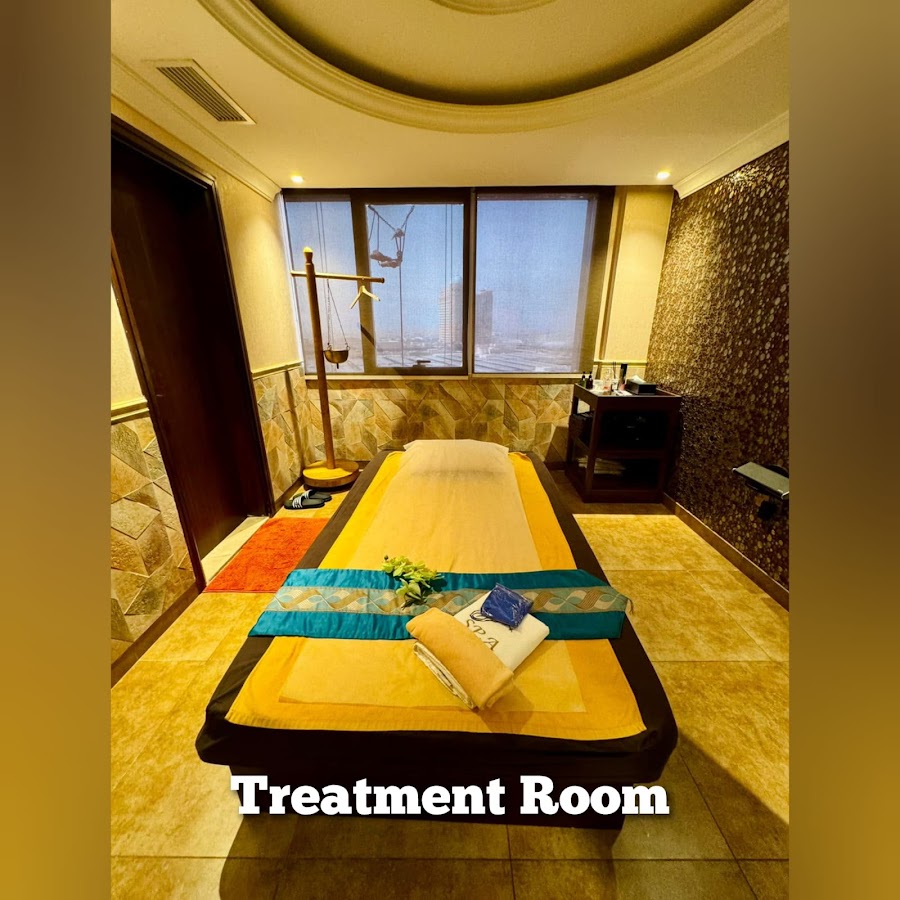 Quiet Room Spa Massage — photo 4