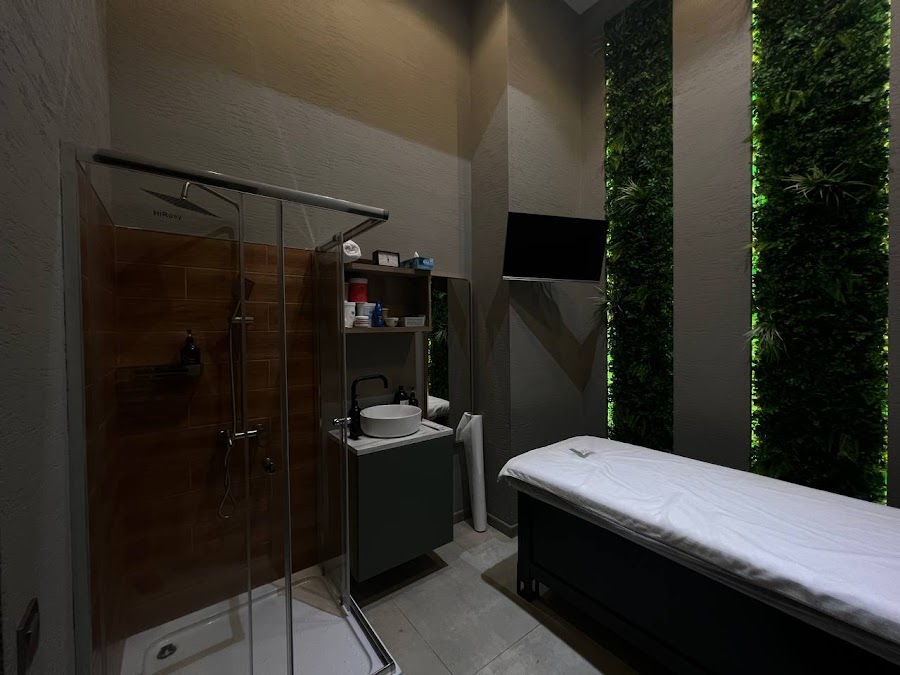 Fresh 7 massage center