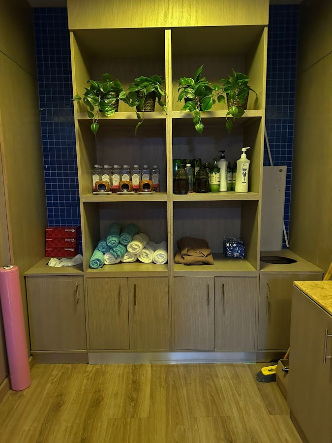 Summer VIP Spa Massage Center
