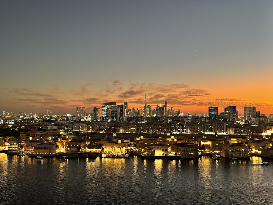 CnC DXB - Clouds and Cocktails - Rooftop Resto Pub — photo 5