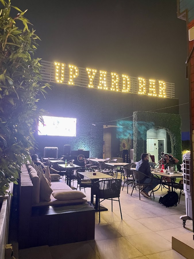 Upyard Rooftop Lounge — photo 4