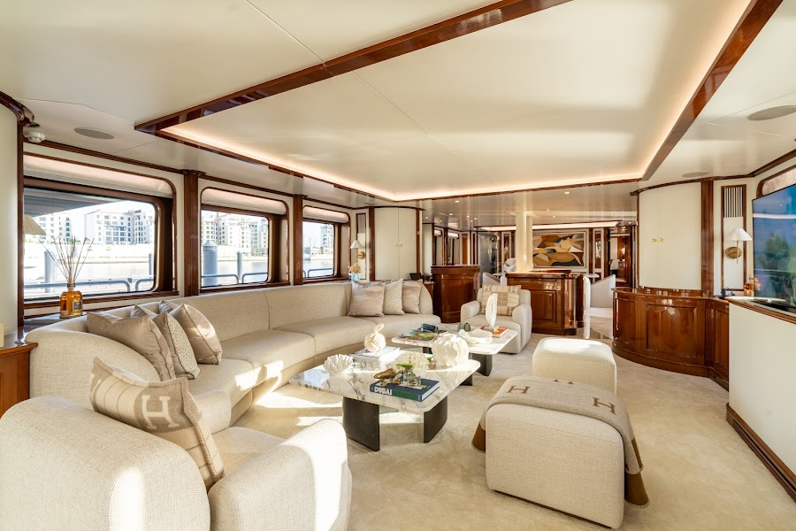 Royal Yachts- Superyachts Sales, Charter and Management — photo 2