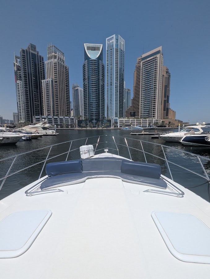 MY Cruises for Luxury Yacht Rental Dubai — photo 4