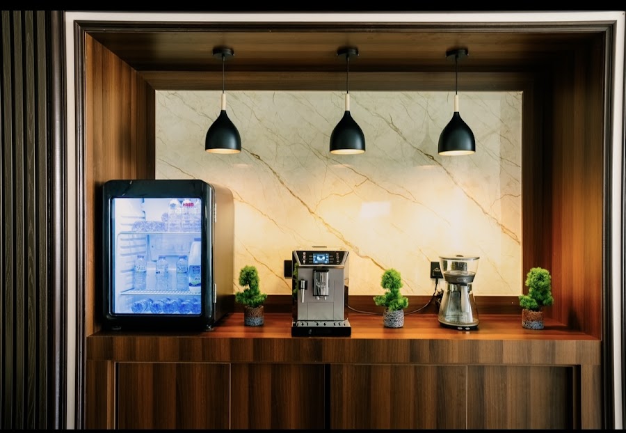 Oval Offices | مكاتب اوڤل — photo 3