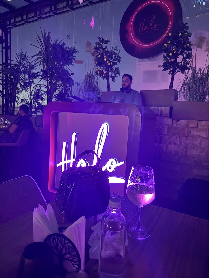 Halo lounge Bahrain — photo 2