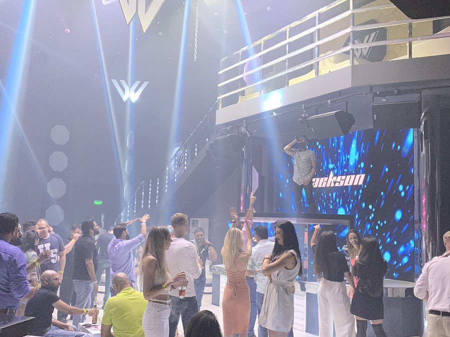 CLUB WHITE — photo 3