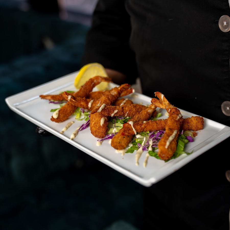 ElChapo Lounge and Restaurant