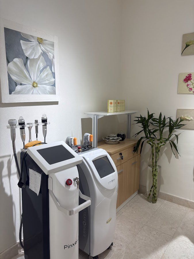 Aesthetica Specialized Skin Care Center المركز المتخصص للعناية بالجلد — photo 5