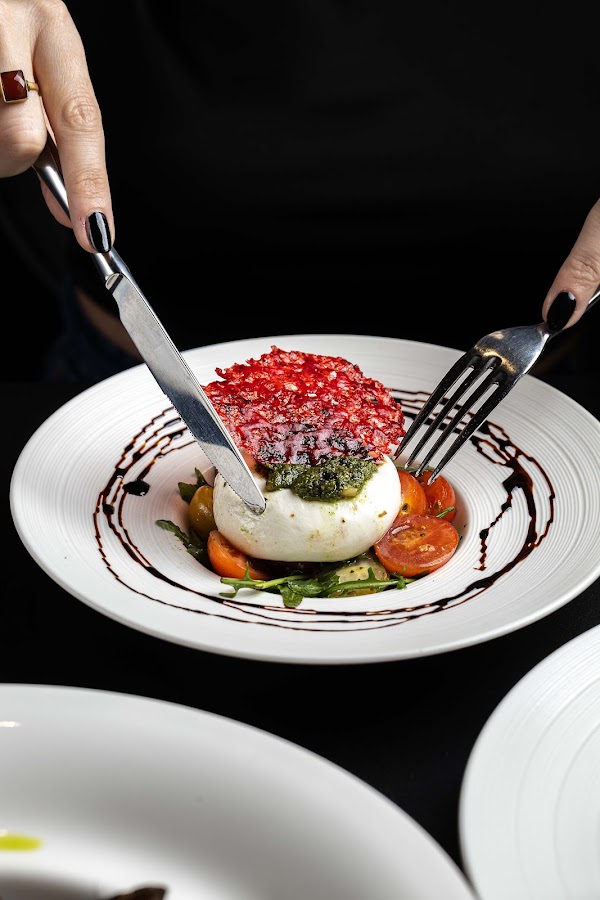 Cucina Italian Restaurant & Café — photo 3