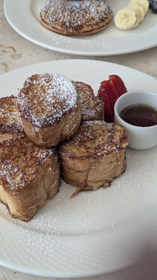 Mani's Cafe Qurum — photo 4