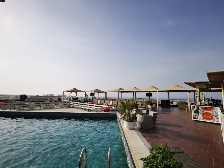 Sama Terrazza Rooftop Lounge — photo 3