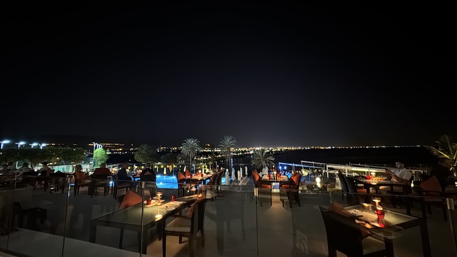 Come Prima, Crowne Plaza Muscat — photo 2