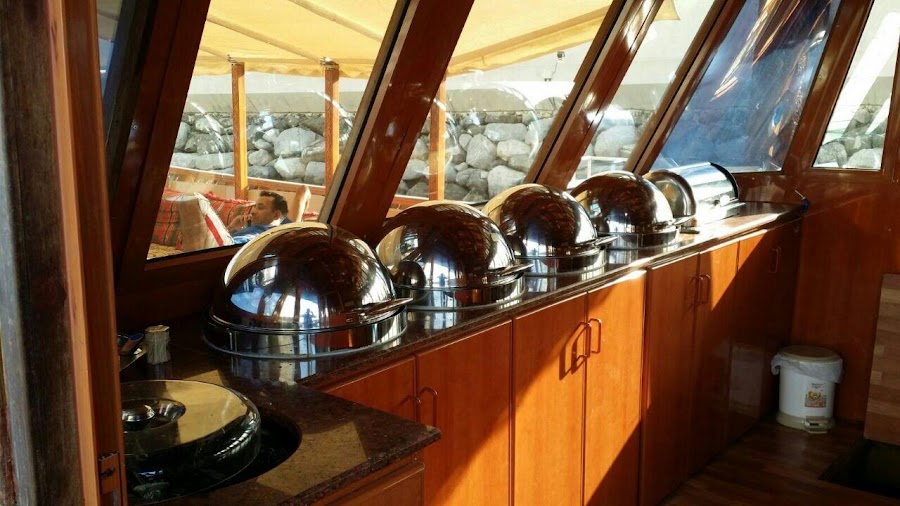 Dhow Cruise in Muscat Oman — photo 3