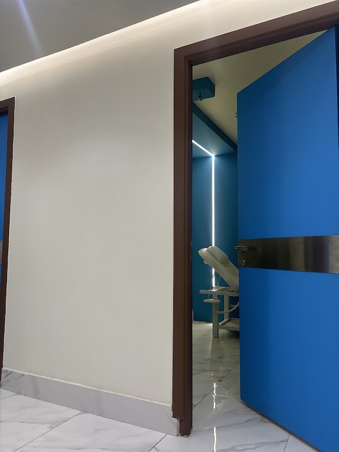 عيادات جوزيف ديرم JosephDerm - جلدية وتجميل وليزر - فرع الازدهار — photo 2