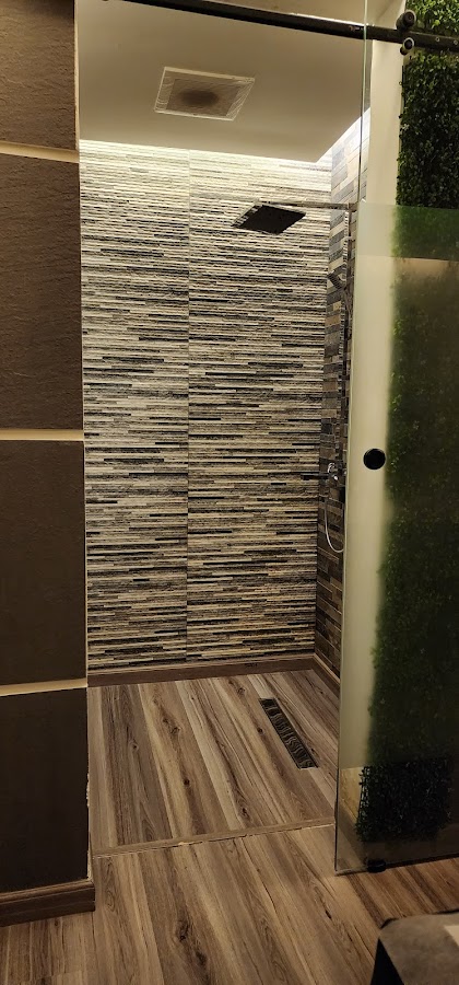 Paragon — photo 1