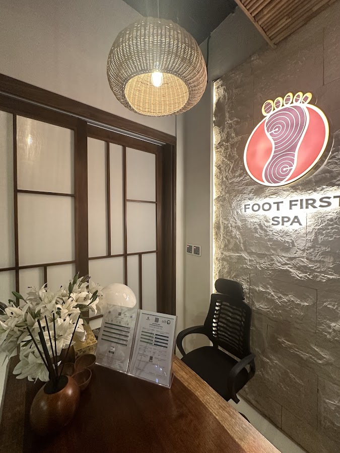 Foot first spa القدم اولا للمساج — photo 4
