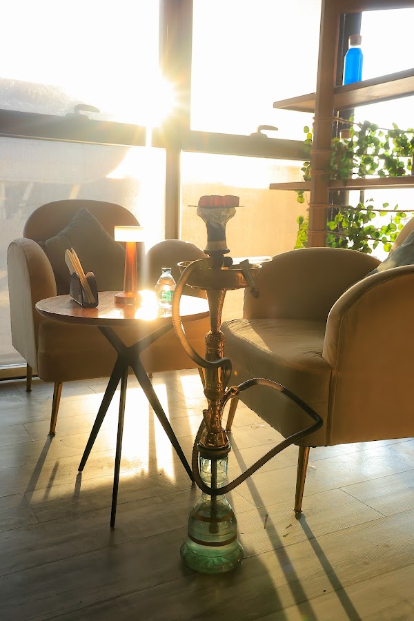 average cafe — photo 5