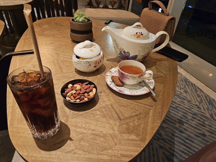 The Capital Lounge