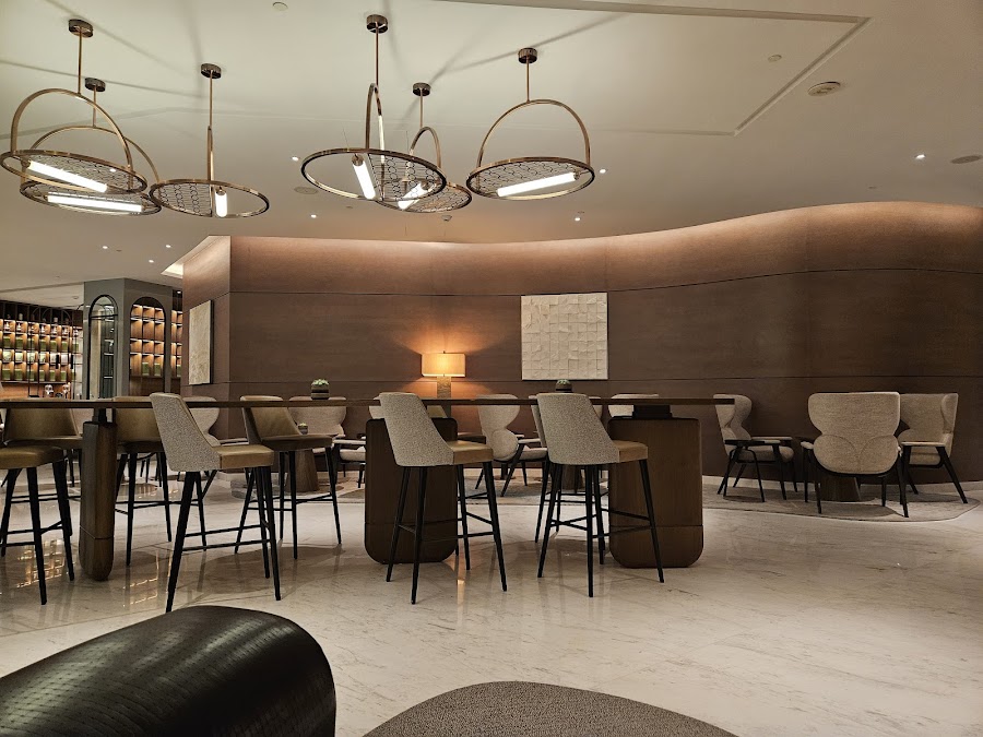 The Capital Lounge — photo 2