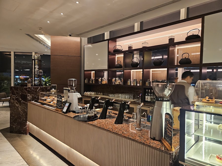 The Capital Lounge — photo 3