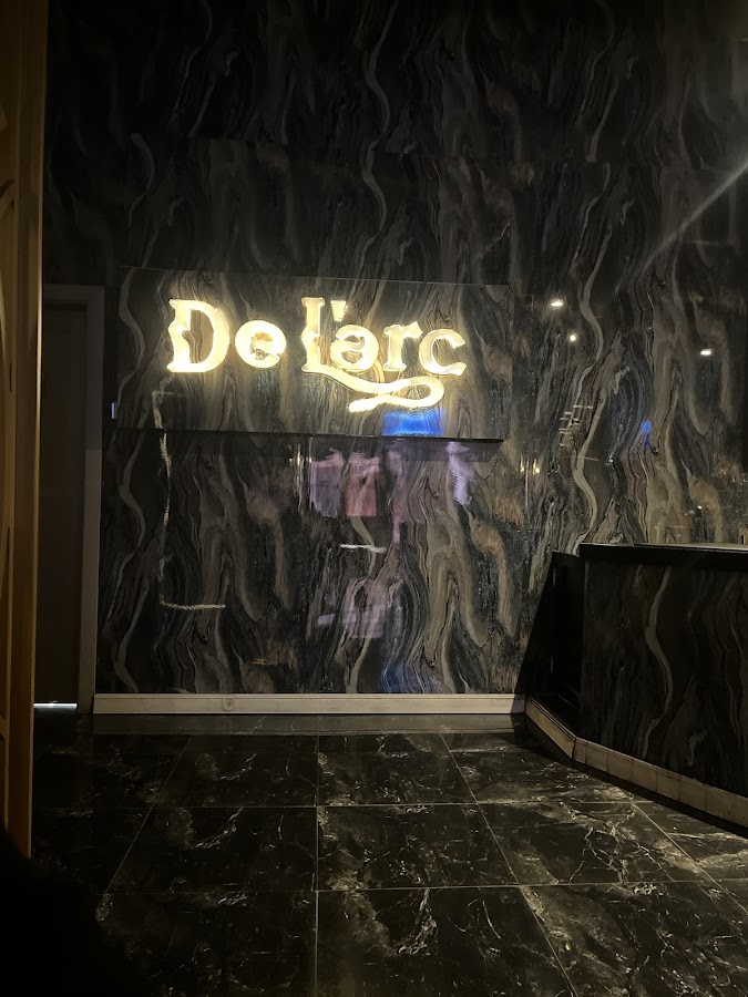 Delarc Lounge| القوس لاونج — photo 4